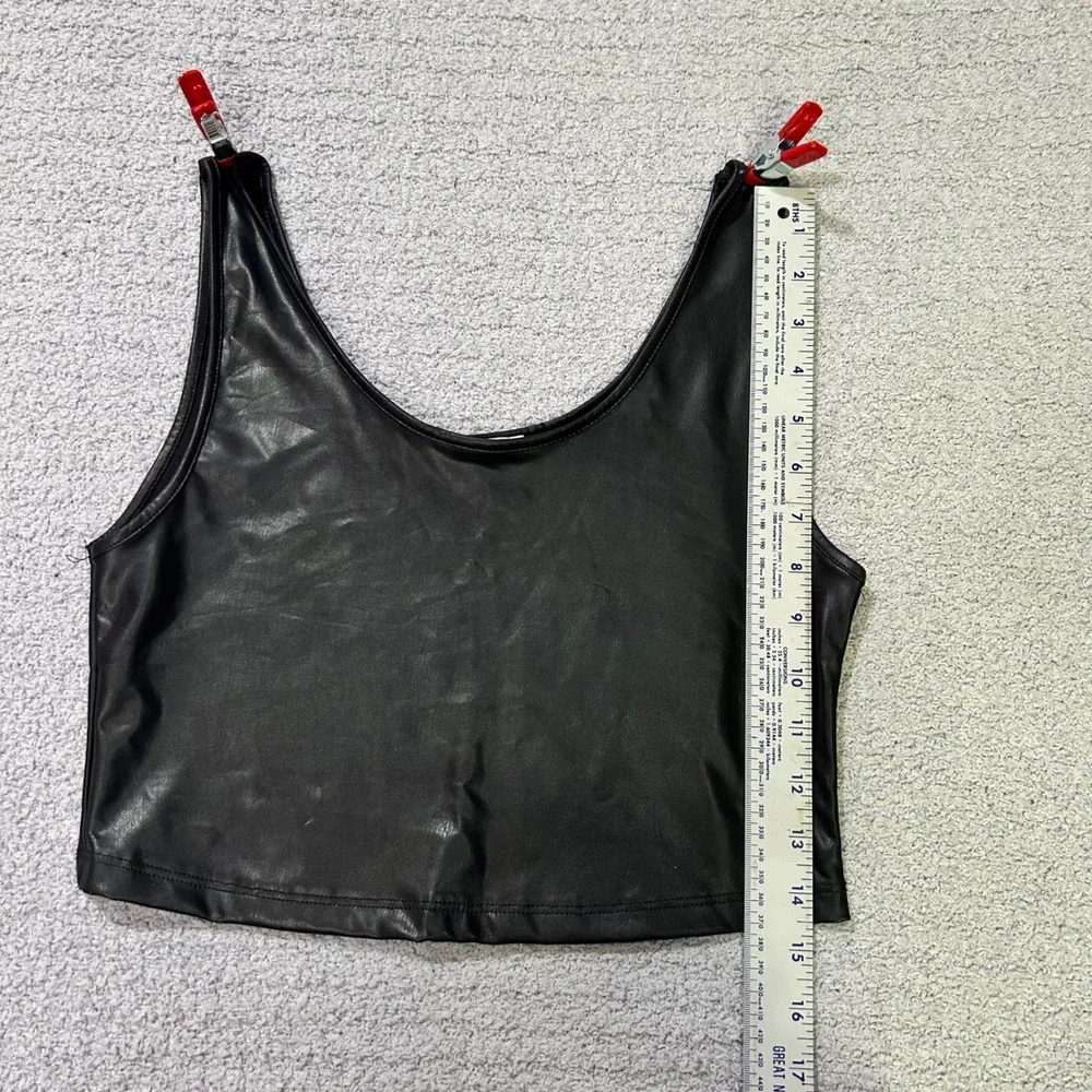 Zenana Tank Top Faux Leather Large Black Cropped Edgy Minimalist Vegan‎